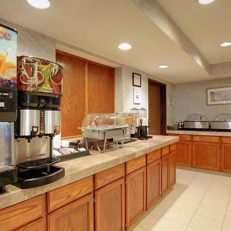 Americas Best Value Inn And Suites Saint Charles Étterem fotó