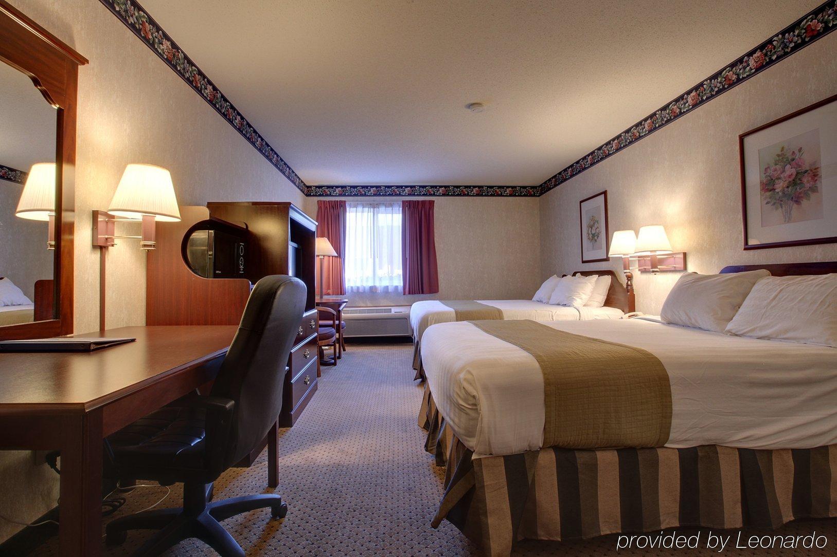 Americas Best Value Inn And Suites Saint Charles Szoba fotó
