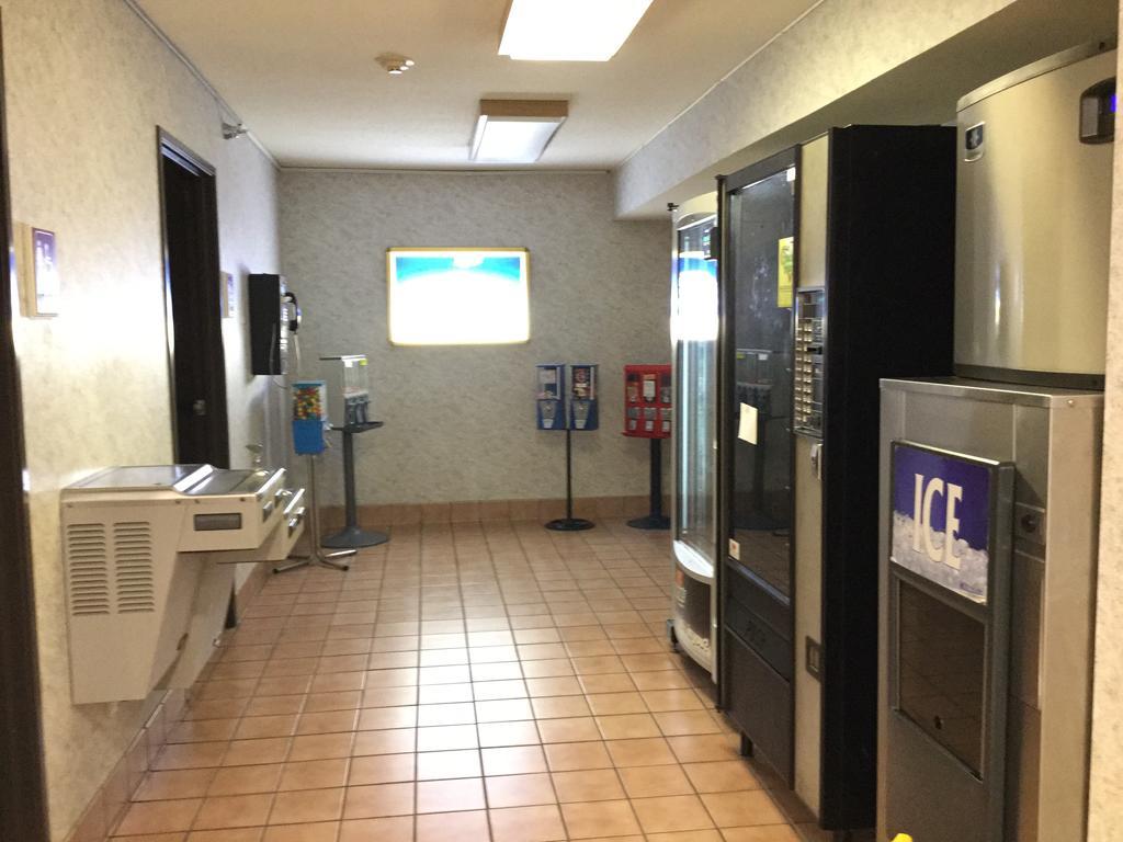 Americas Best Value Inn And Suites Saint Charles Kültér fotó