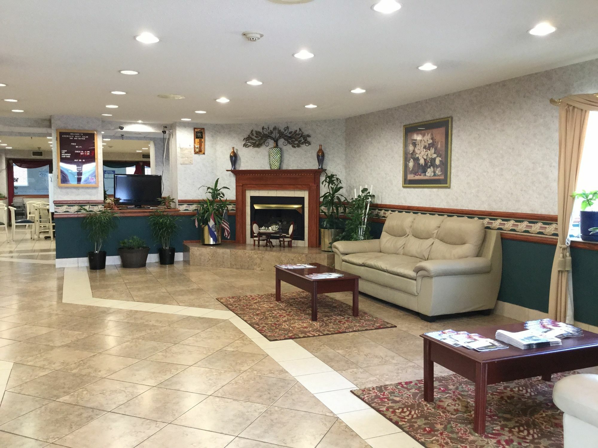 Americas Best Value Inn And Suites Saint Charles Kültér fotó