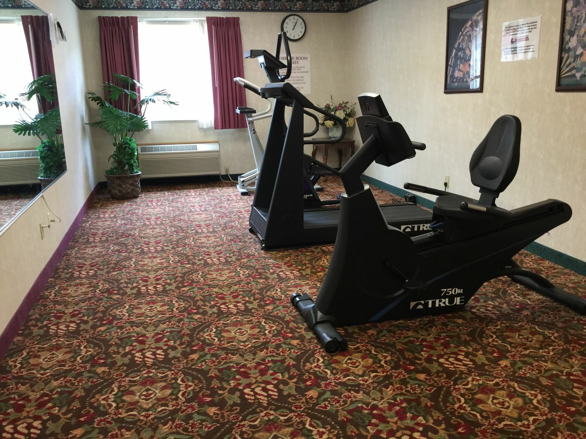 Americas Best Value Inn And Suites Saint Charles Kültér fotó